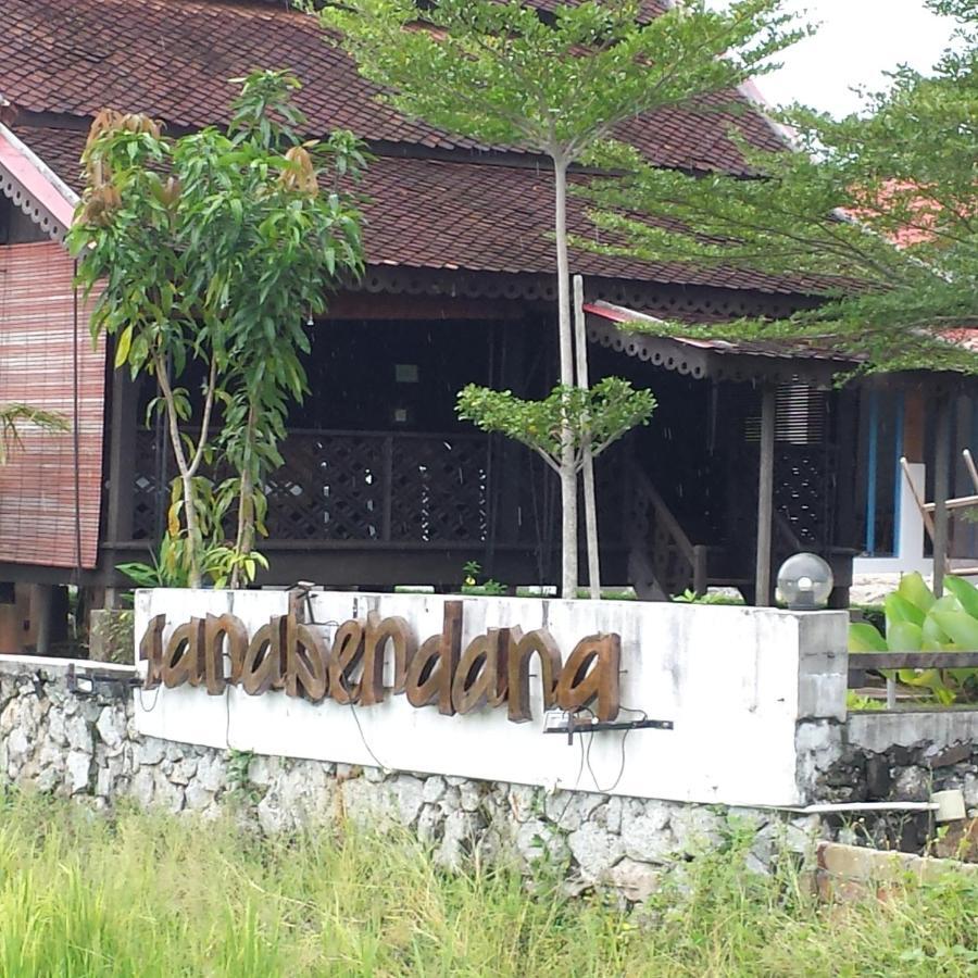 Tanabendang Banglos Pantai Cenang  Eksteriør bilde